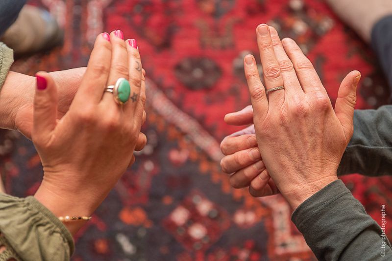 Séance d'EFT gestion des émotions au cabinet d'Aurélie Landemaine, naturopathe à Saint Aubin Du Cormier